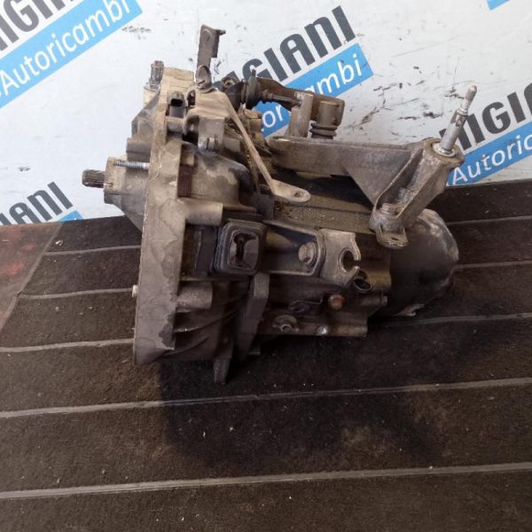 Cambio Dacia Logan K7MA8