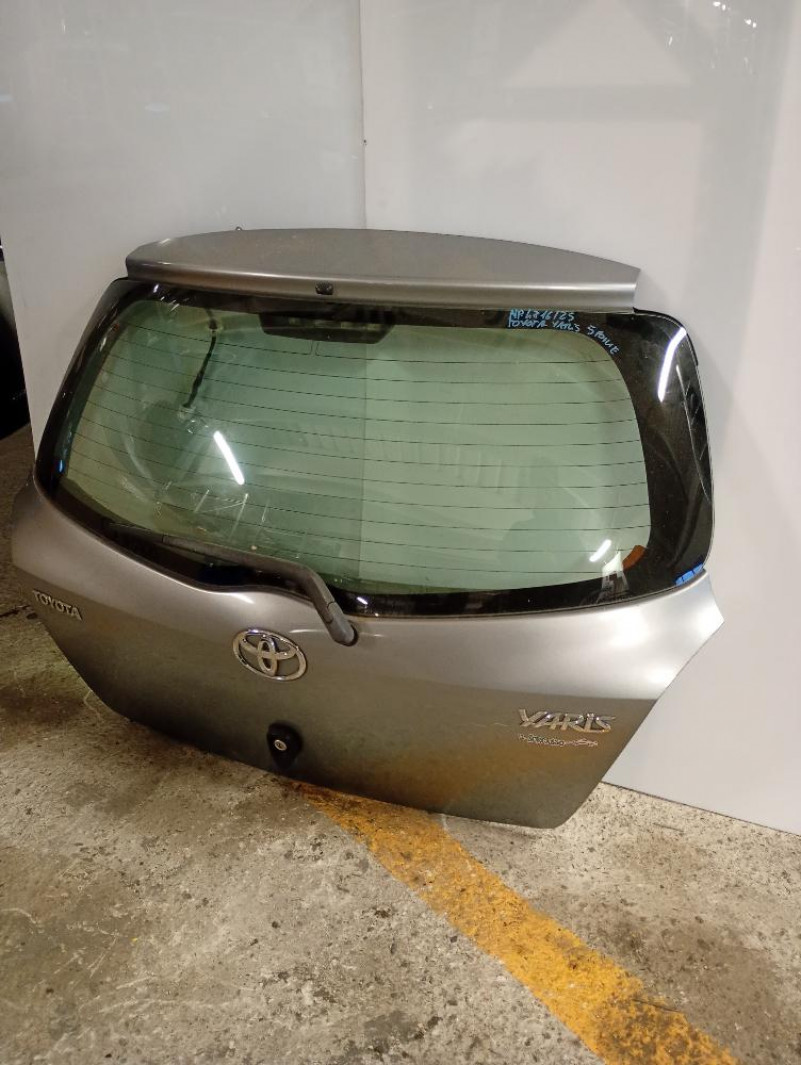 Portellone / Bagagliaio Posteriore Toyota Yaris 2a Serie 2005 – 2009