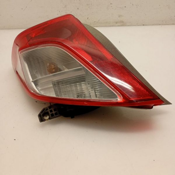 Faro / Fanale Posteriore Sinistro Toyota Yaris 3a Serie 2011 – 2014