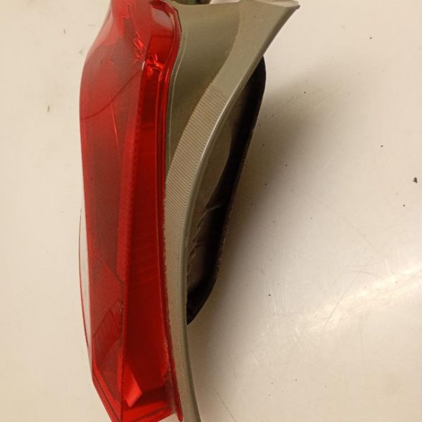 Faro / Fanale Posteriore Sinistro Toyota Yaris 3a Serie 2011 – 2014