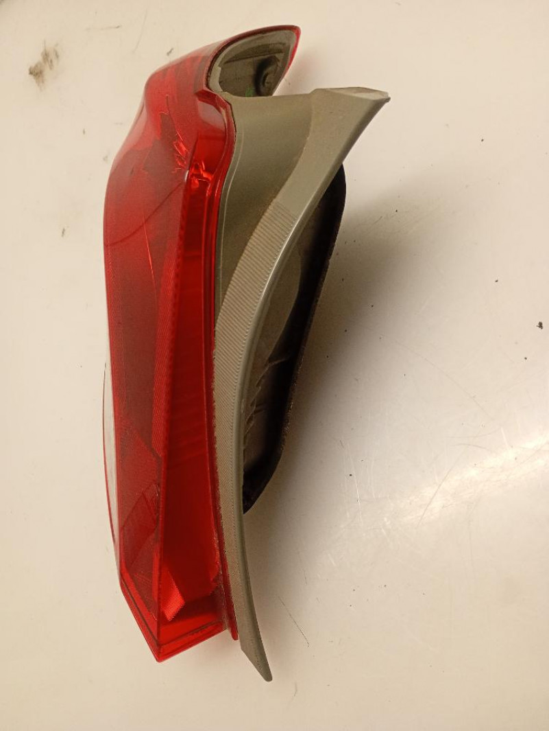 Faro / Fanale Posteriore Sinistro Toyota Yaris 3a Serie 2011 – 2014