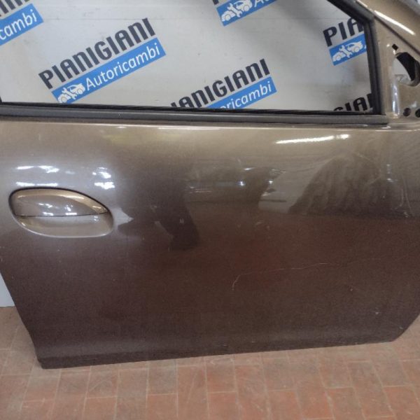 Porta Anteriore Destra Dacia Sandero 2017 – 2020