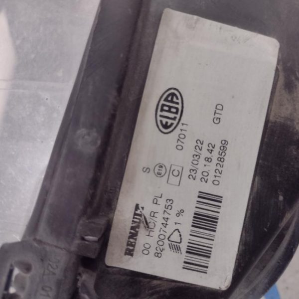 Proiettore / Faro Anteriore Sinistro Dacia Logan 2007 – 2012