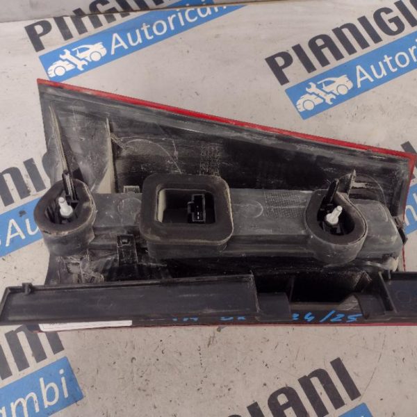 Faro / Fanale Posteriore Destro Dacia Logan 2011