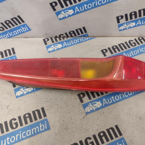 Faro / Fanale Posteriore Sinistro Fiat Punto 2004 5 Porte