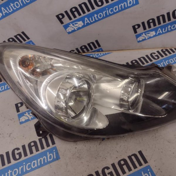 Faro / Proiettore Anteriore Destro Opel corsa D
