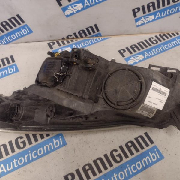 Faro / Proiettore Anteriore Destro Opel corsa D