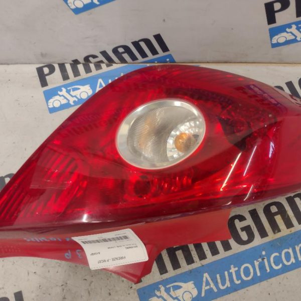 Faro / Fanale Posteriore Sinistro Opel Corsa D 3 Porte