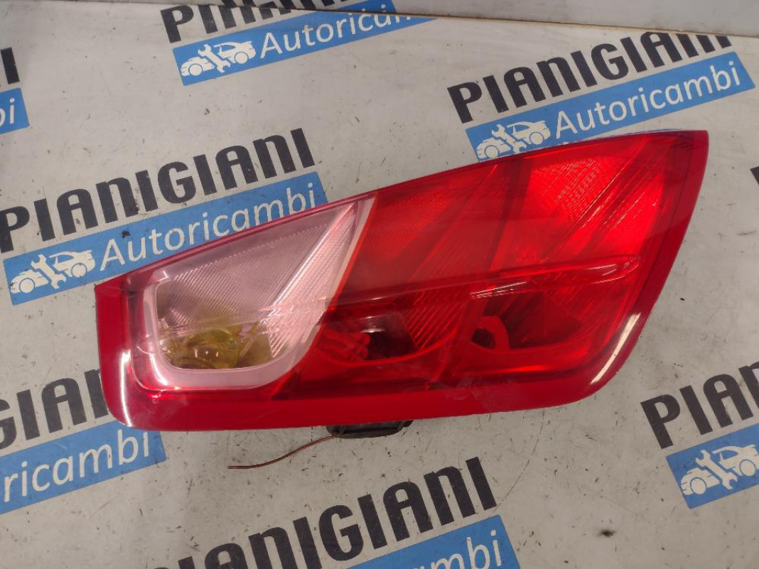 Faro / Fanale Posteriore Sinistro Fiat Grande Punto