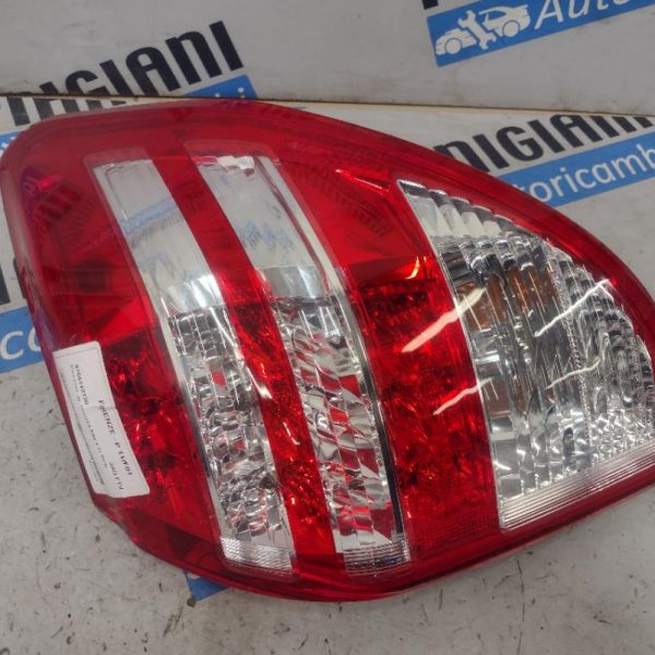 Faro / Fanale Posteriore Destro Toyota Rav 4 2011 A LED