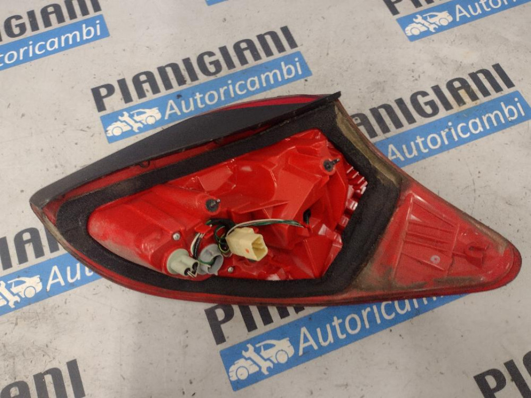 Faro / Fanale Posteriore Sinistro Toyota Rav 4 2011 A LED