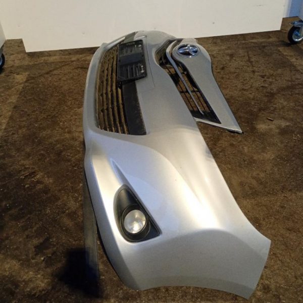 Paraurti Anteriore Toyota Yaris 3a Serie 2011 – 2014