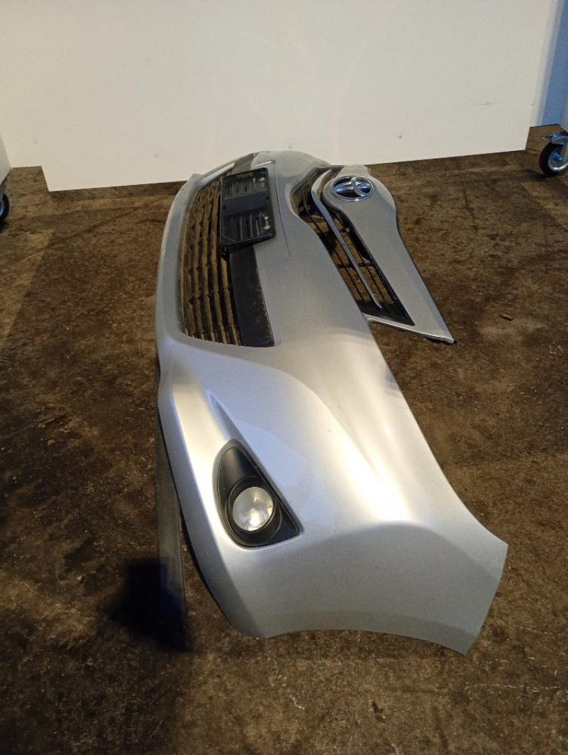 Paraurti Anteriore Toyota Yaris 3a Serie 2011 – 2014