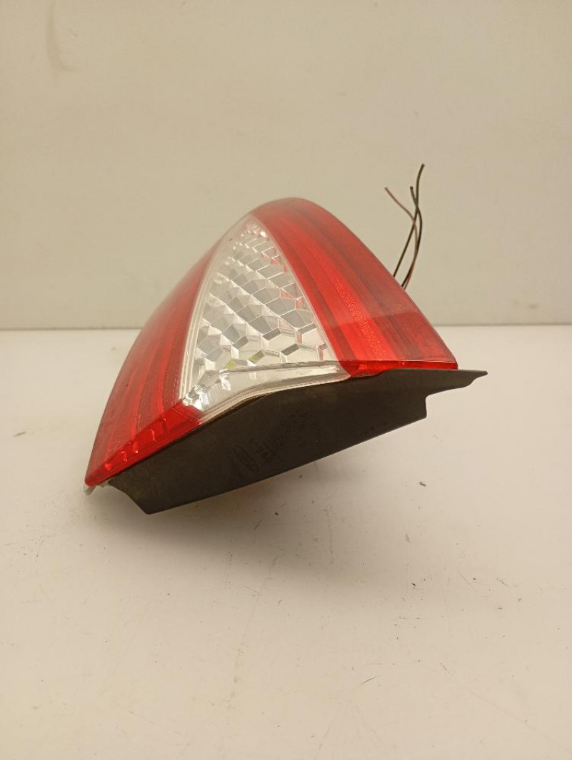 Faro / Fanale Posteriore Interno Destro Ford Mondeo SW 2007 – 2010