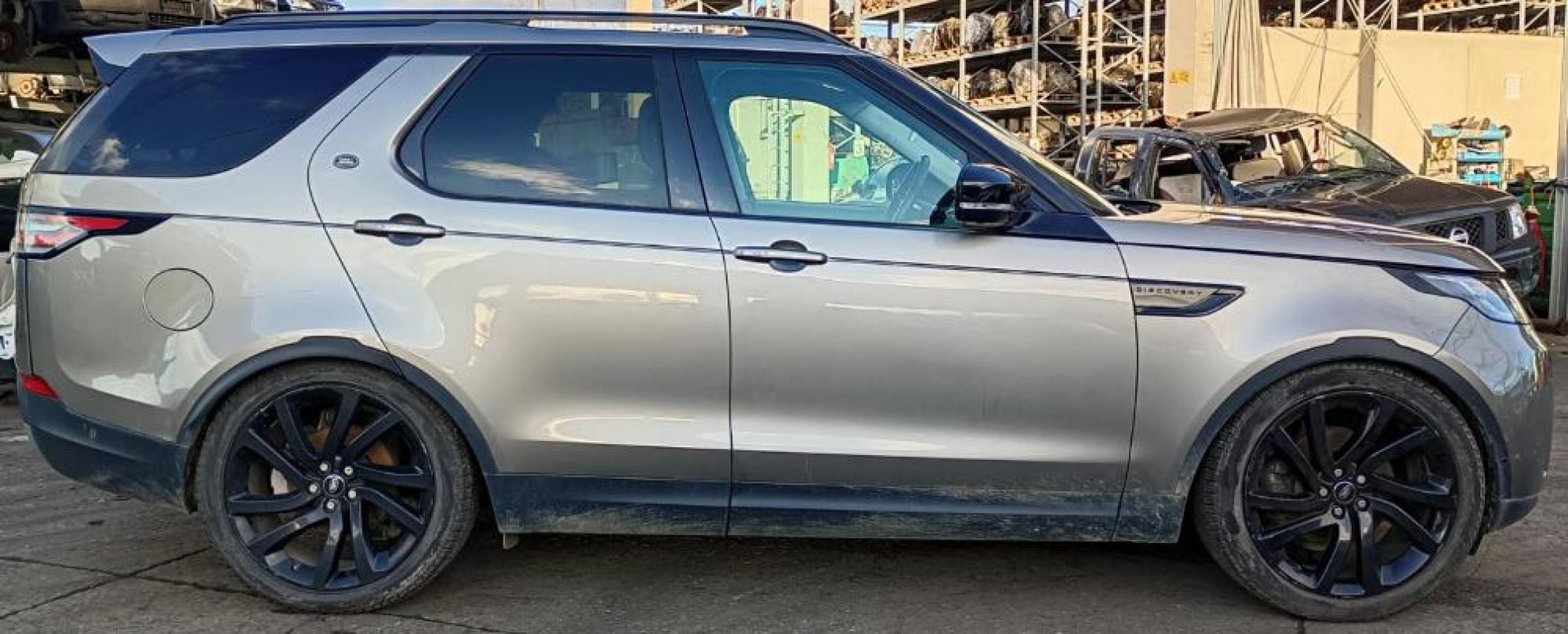 Land Rover Discovery 5° Serie Anno 2018 | Veicolo Intero | SOLO PER RICAMBI