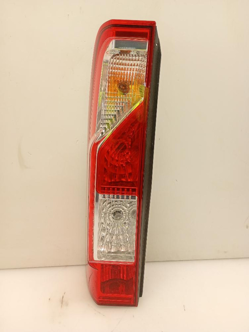 Faro / Fanale Posteriore Sinistro Opel Movano 2010 – 2019