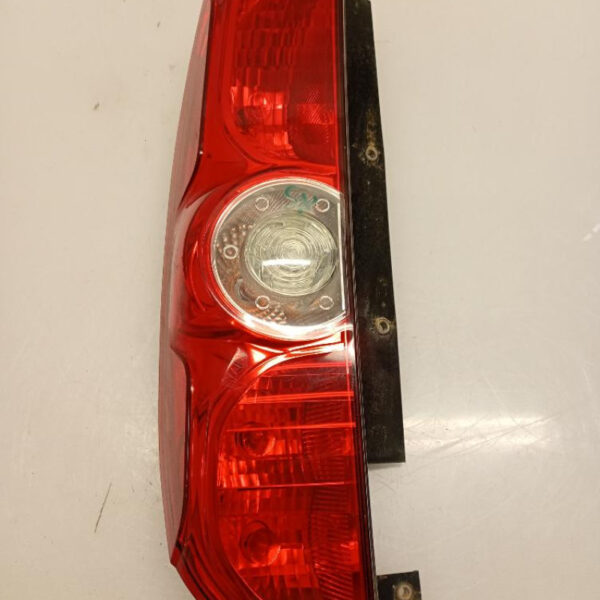 Faro / Fanale Posteriore Sinistro Fiat Doblò 2009 – 2015