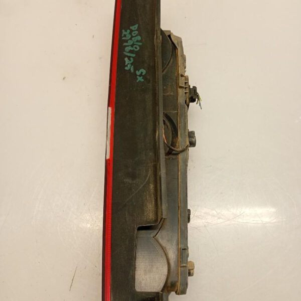 Faro / Fanale Posteriore Sinistro Fiat Doblò 2009 – 2015