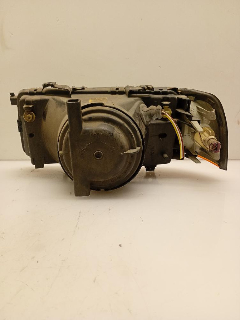 Faro / Fanale / Proiettore Anteriore Destro Audi 80 1986 – 1991