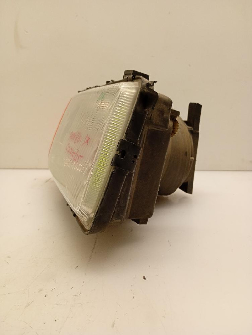 Faro / Fanale / Proiettore Anteriore Destro Audi 80 1986 – 1991