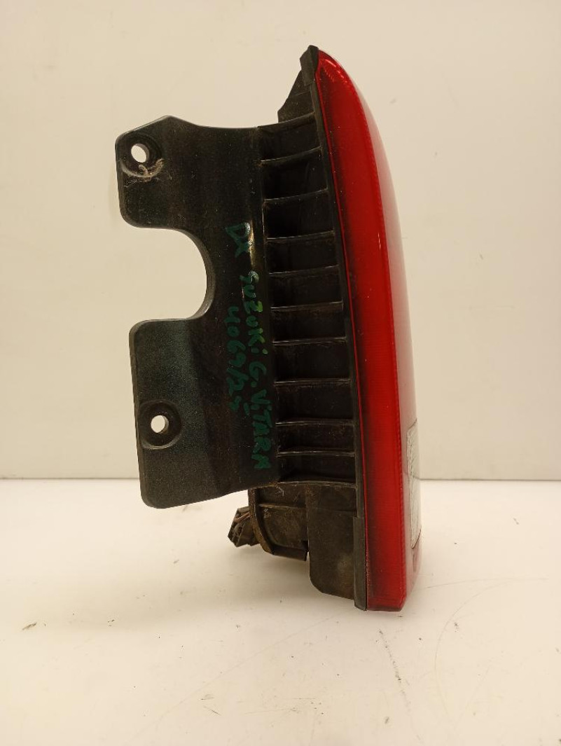 Faro / Fanale Posteriore Destro Suzuki Grand Vitara SUV 5p 1998 – 2005