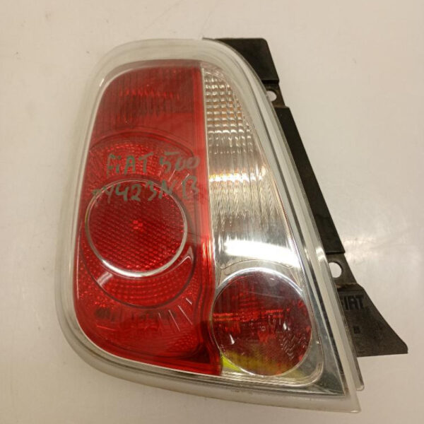 Faro / Fanale Posteriore Sinistro Fiat 500 2008 – 2015