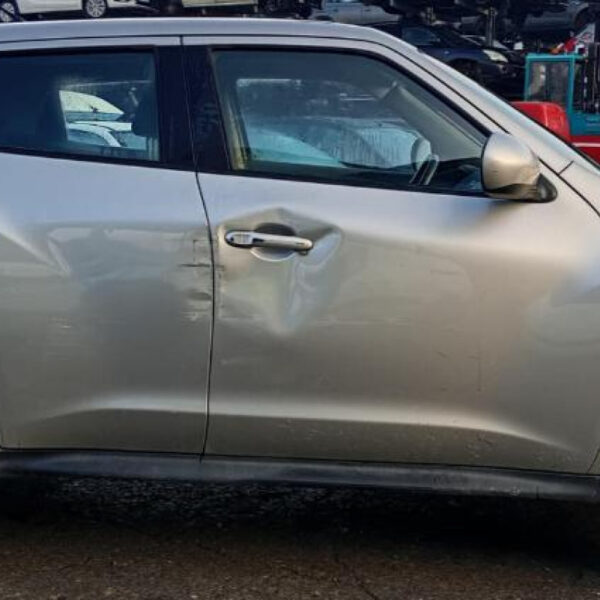 Nissan Juke Anno 2015 | Veicolo Intero | SOLO PER RICAMBI