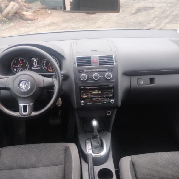 Volkswagen Touran Anno 2015 | Veicolo Intero | SOLO PER RICAMBI