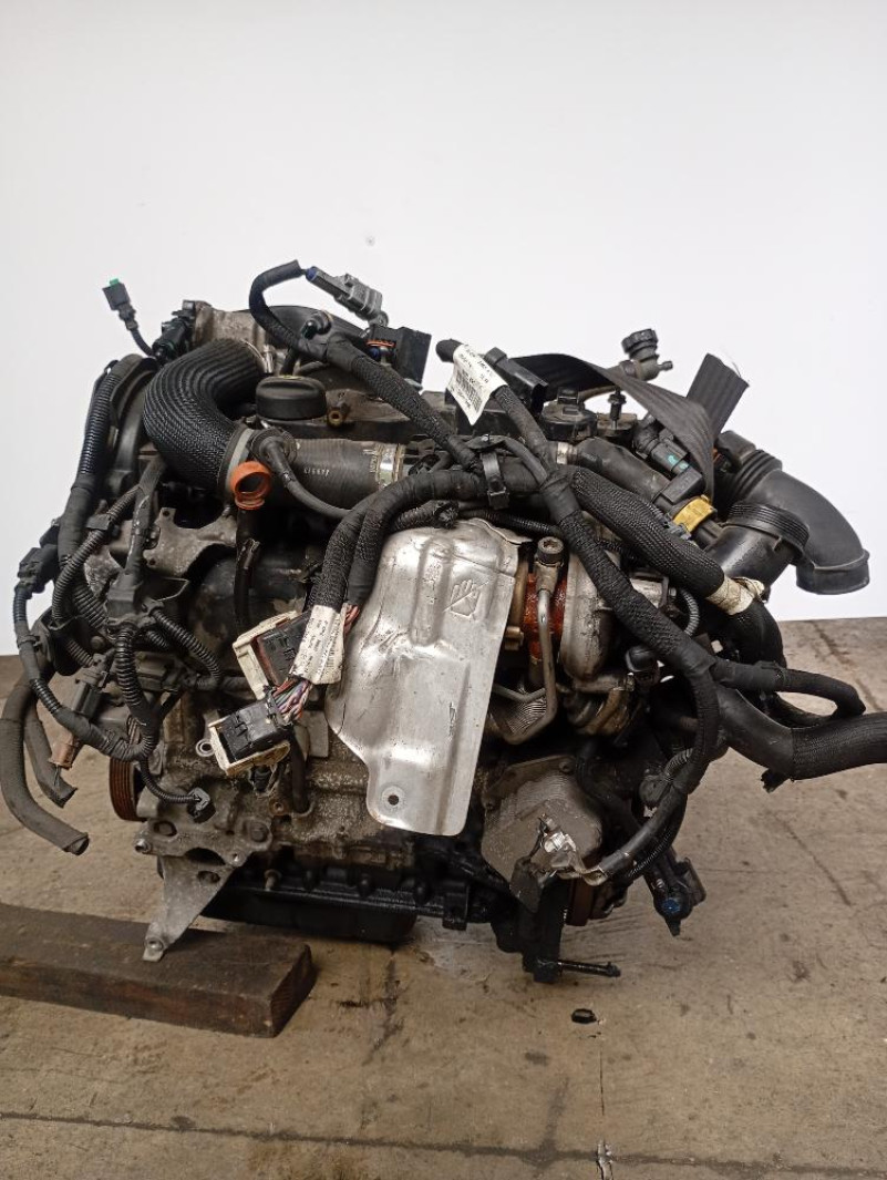 Motore Peugeot 208 (2012-2016) 1.4 HDi 50 KW 8H01 200.000 KM