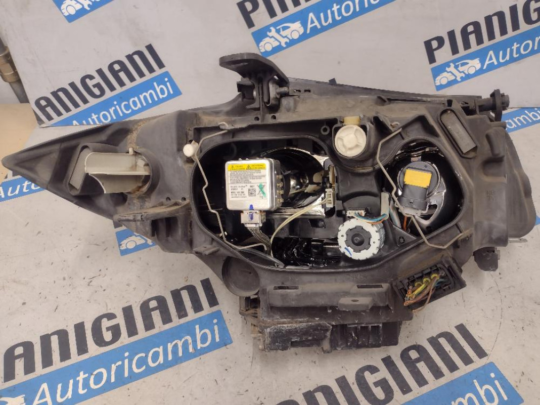 Proiettore / Faro Anteriore Sinistro Bmw Serie 1 XENON 2008