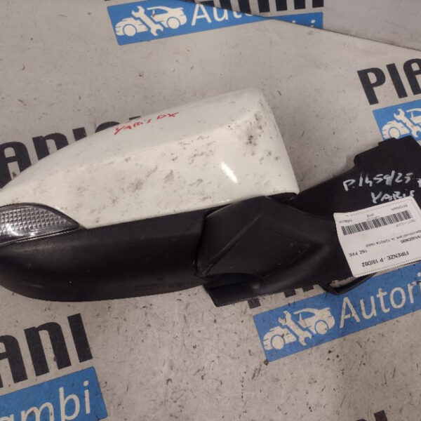 Specchietto Retrovisore Destro Toyota Yaris 2017 – 2020