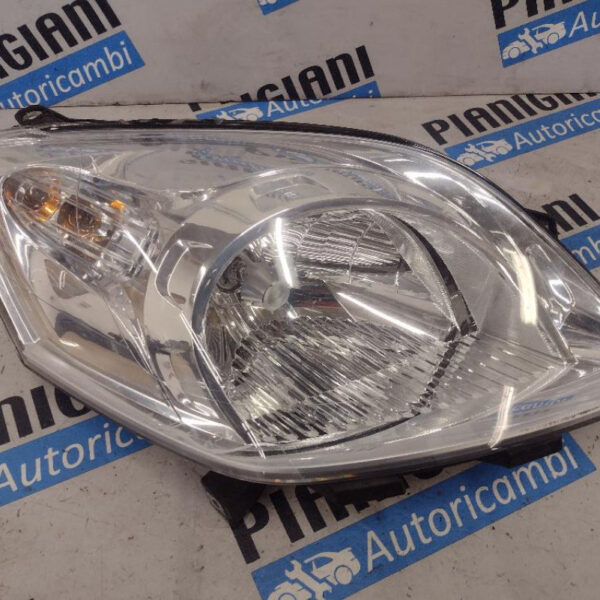 Proiettore / Faro Anteriore Destro Fiat Fiorino 2016