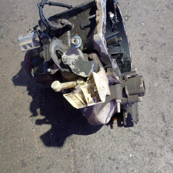 Cambio manuale 5 marce Peugeot 207 1.6 HDi 8V 68 KW 9HP 2009 – 2013