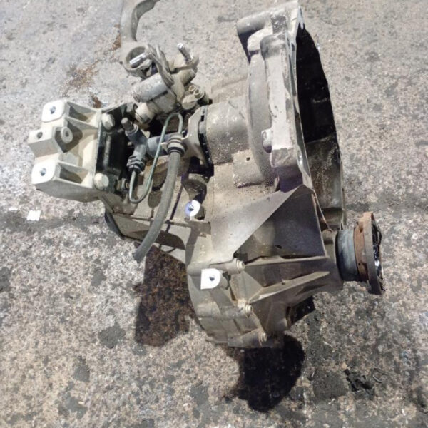 Cambio manuale 5 marce Volkswagen Golf V 1.6 75 KW BSE 2003 – 2009