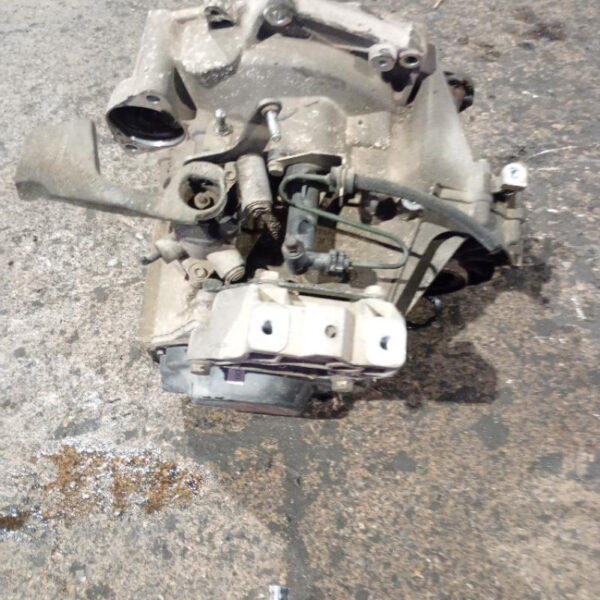 Cambio manuale 5 marce Volkswagen Golf V 1.6 75 KW BSE 2003 – 2009