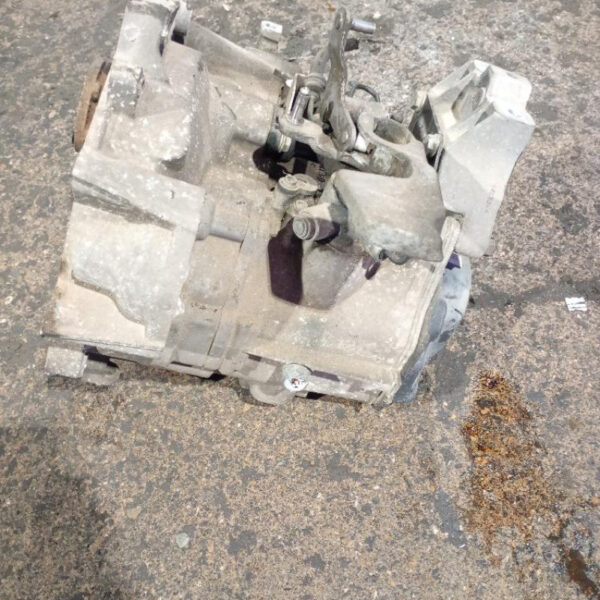 Cambio manuale 5 marce Volkswagen Golf V 1.6 75 KW BSE 2003 – 2009