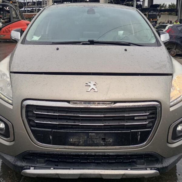 Peugeot 3008 Hybrid 4WD Anno 2014 | Veicolo Intero | SOLO PER RICAMBI