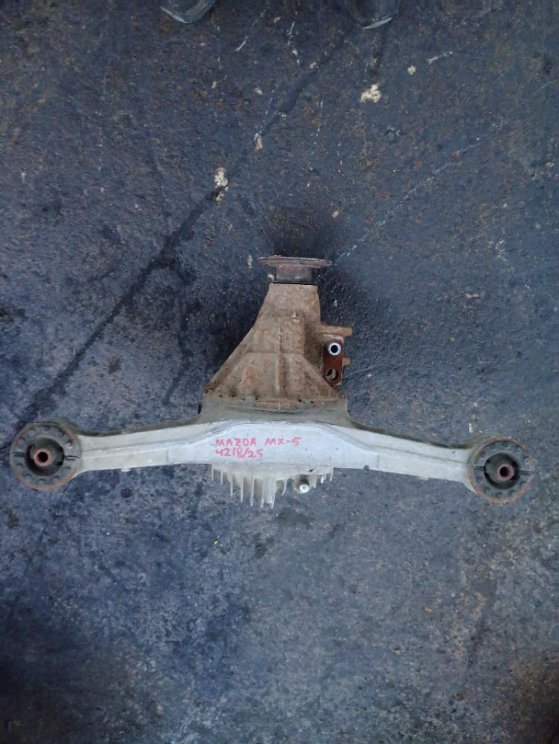 Differenziale posteriore Mazda MX-5 1.6 Benzina – 81Kw – 110Cv B6 1998 – 2000