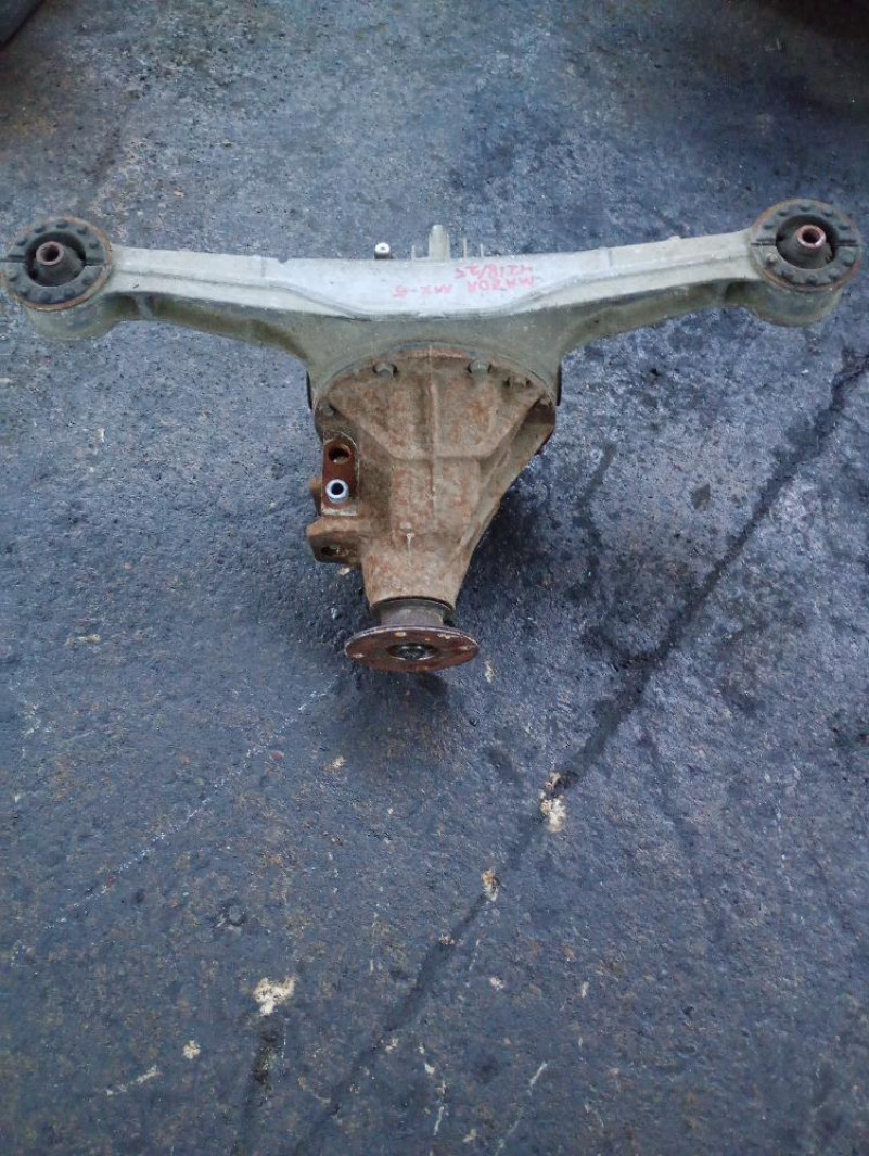 Differenziale posteriore Mazda MX-5 1.6 Benzina – 81Kw – 110Cv B6 1998 – 2000