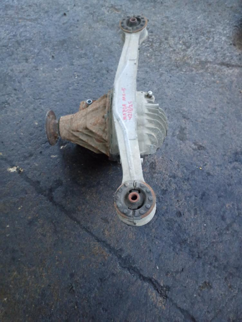 Differenziale posteriore Mazda MX-5 1.6 Benzina – 81Kw – 110Cv B6 1998 – 2000