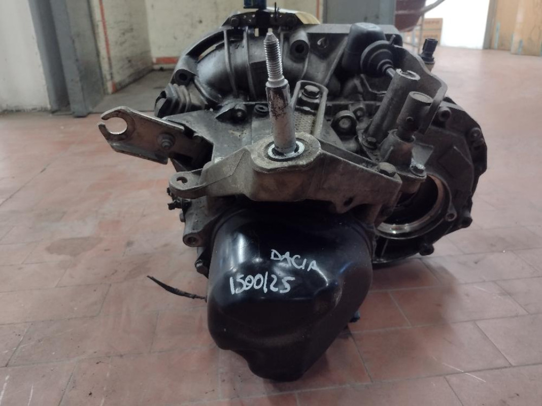 Cambio Dacia Sandero K7JA7