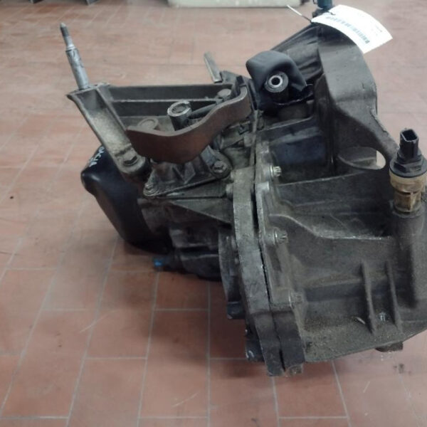 Cambio Dacia Sandero K7JA7