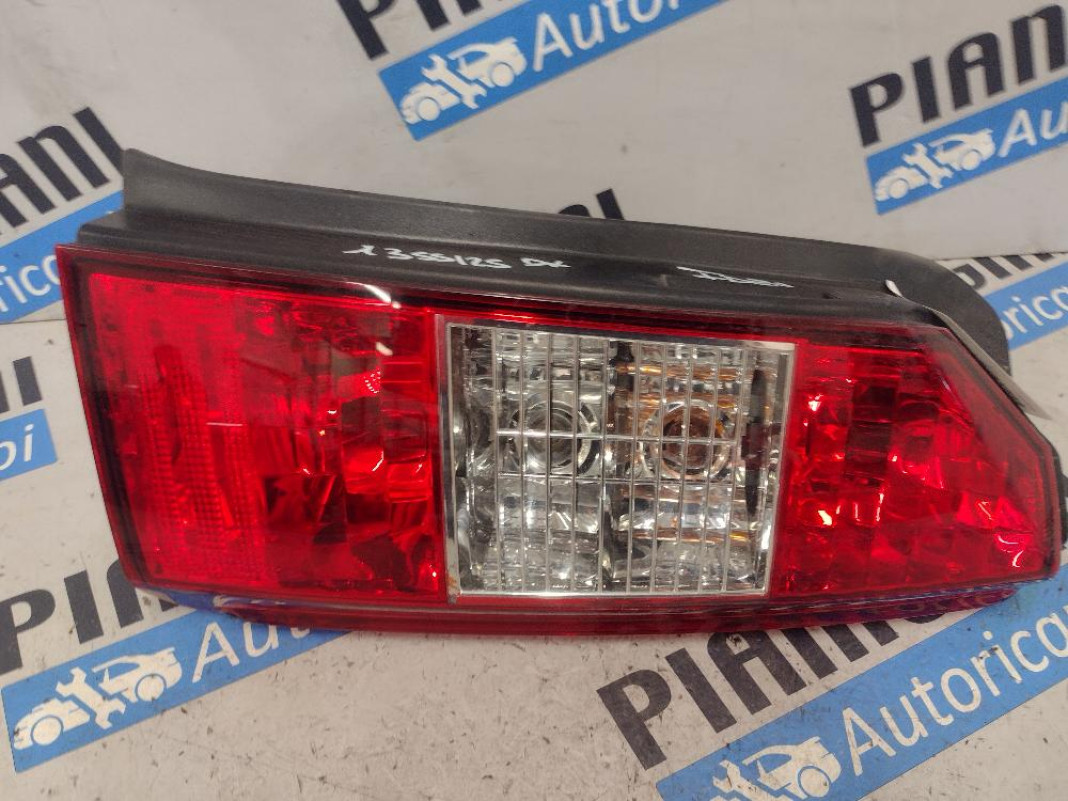 Fanale / Faro Posteriore Destro Fiat Idea 2011