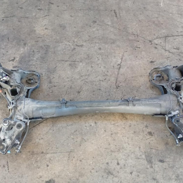 Assale / Ponte Posteriore Peugeot 208 1.2 PureTech 75 Stop&Start 55 KW HM05 2024