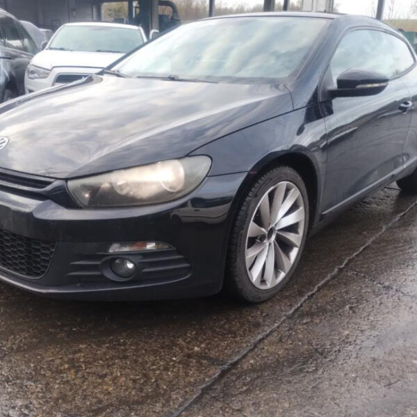 Volkswagen Scirocco Coupé Anno 2010 | Veicolo Intero | SOLO PER RICAMBI