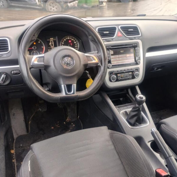 Volkswagen Scirocco Coupé Anno 2010 | Veicolo Intero | SOLO PER RICAMBI