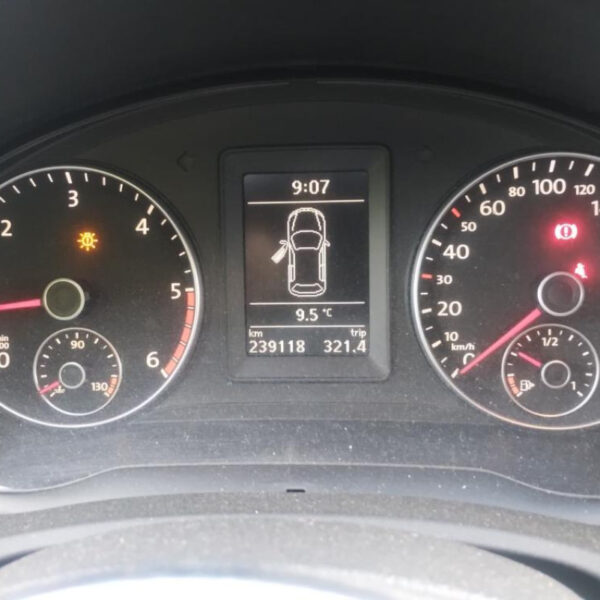 Volkswagen Scirocco Coupé Anno 2010 | Veicolo Intero | SOLO PER RICAMBI