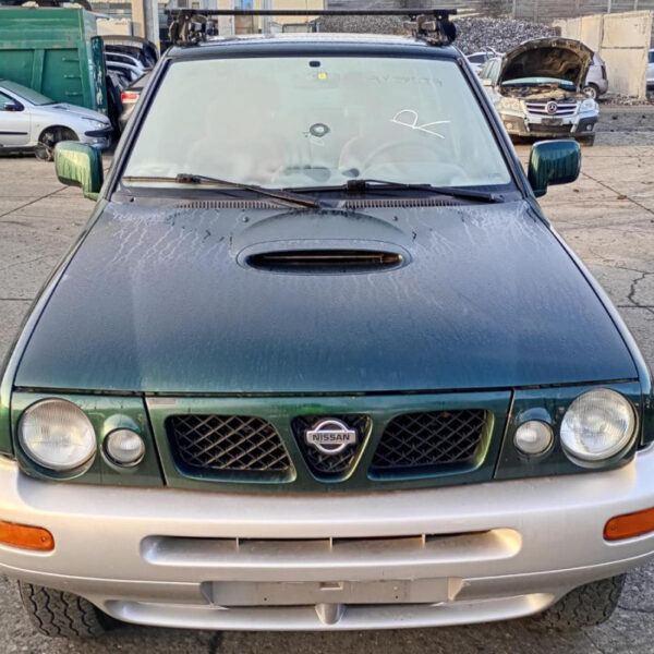 Nissan Terrano II (R20) 3p. Anno 1997 | Veicolo intero | SOLO PER RICAMBI