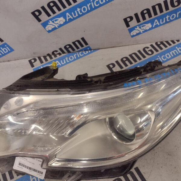 Proiettore Anteriore Sinistro Peugeot 2008 2013