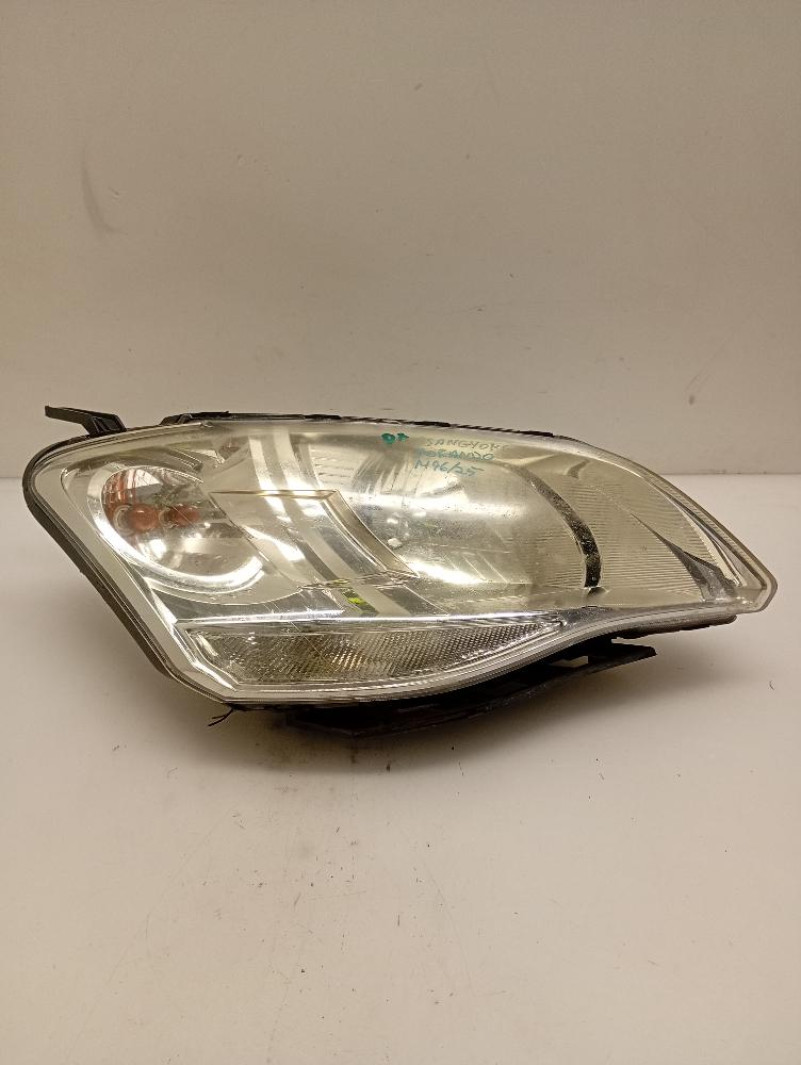 Faro / Proiettore Anteriore Destro SsangYong Korando 2010 – 2013